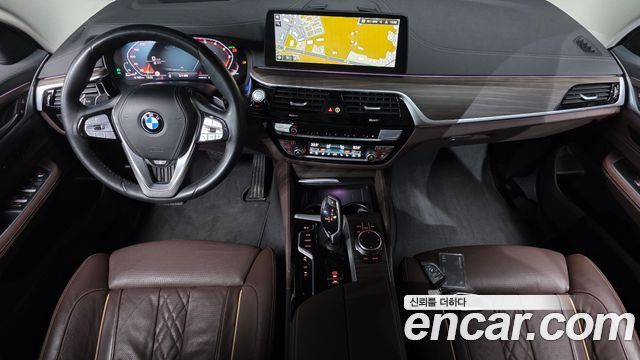 BMW 6 Series GT (G32) 620d Luxury 2023 — фото 7