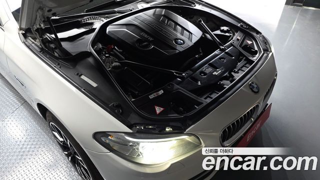 BMW 5 Series (F10) 520d xDrive 2014 — фото 6