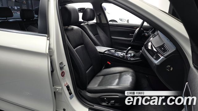 BMW 5 Series (F10) 520d xDrive 2014 — фото 11