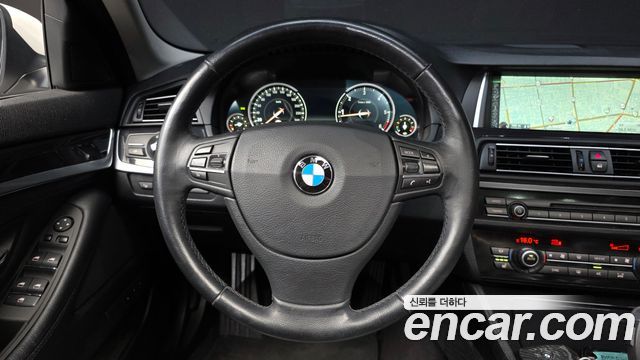 BMW 5 Series (F10) 520d xDrive 2014 — фото 13