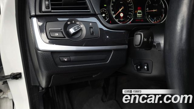 BMW 5 Series (F10) 520d xDrive 2014 — фото 18