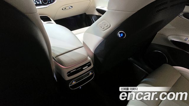 Genesis GV70 2.5T Gasoline AWD 2023 — фото 18