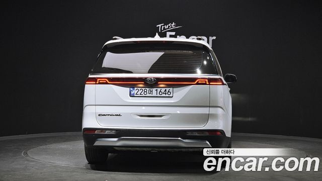 Kia Carnival (IV) Diesel 9-Seater Signature 2021 — фото 4