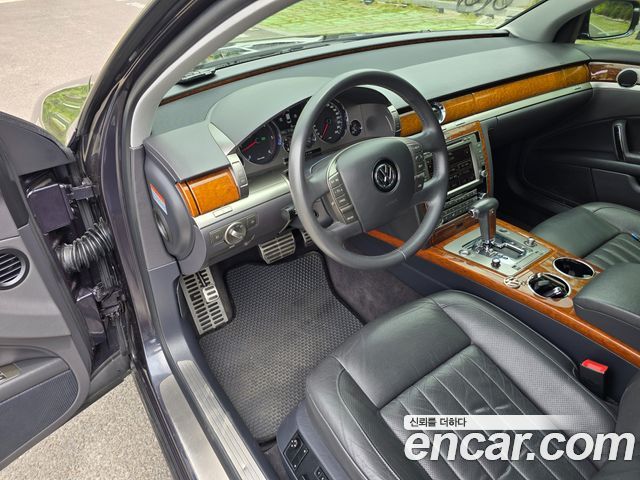 Volkswagen Phaeton V6 3.0 TDI VW611 2012 — фото 17
