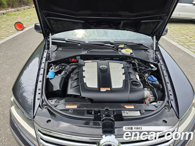 Volkswagen Phaeton V6 3.0 TDI VW611 2012 — фото 21