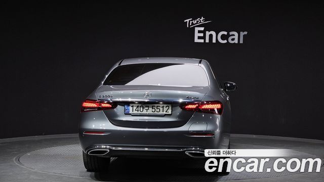 Mercedes-Benz E-Class (W213) E300e 4MATIC Exclusive 2021 — фото 4