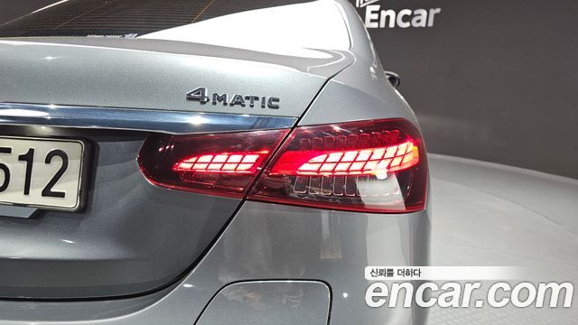 Mercedes-Benz E-Class (W213) E300e 4MATIC Exclusive 2021 — фото 29