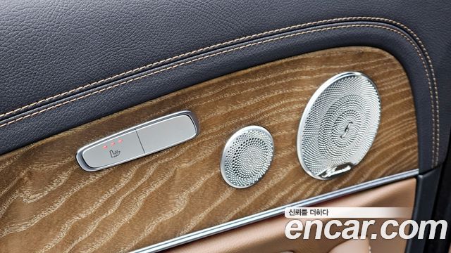 Mercedes-Benz E-Class (W213) E300e 4MATIC Exclusive 2021 — фото 41