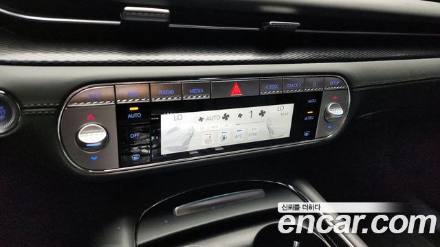 Genesis G90 (RS4) Gasoline 3.5 Turbo AWD 2023 — фото 17