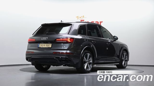 Audi Q7 (4M) 55 TFSI Quattro Premium 2022 — фото 2