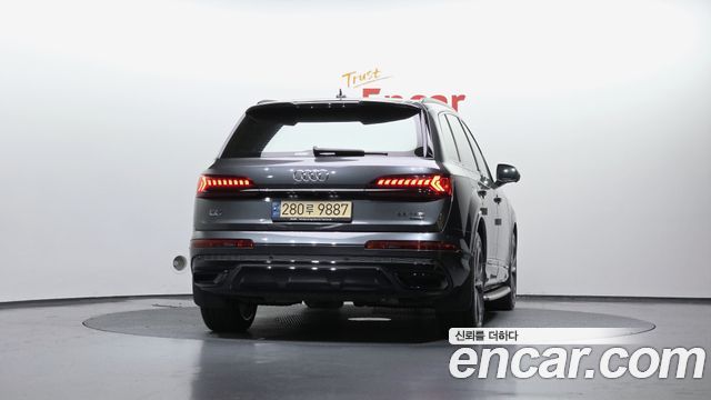 Audi Q7 (4M) 55 TFSI Quattro Premium 2022 — фото 4