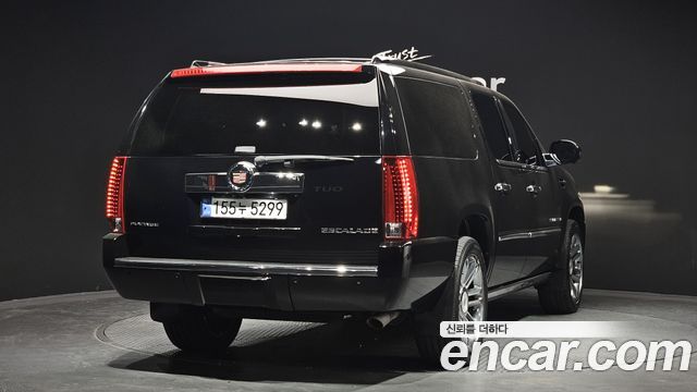 Cadillac Escalade 6.2 ESV 3rd 2013 — фото 2