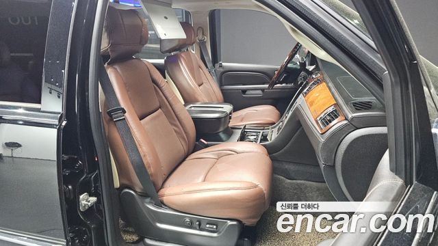 Cadillac Escalade 6.2 ESV 3rd 2013 — фото 15