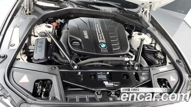 BMW 5 Series (F10) 530d xDrive M Aero Dynamic 2016 — фото 6