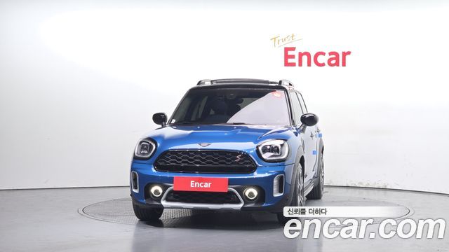 MINI Cooper S Countryman ALL4 Classic Launch Pack 2nd 2023 — фото 3