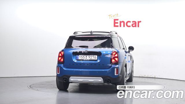 MINI Cooper S Countryman ALL4 Classic Launch Pack 2nd 2023 — фото 4
