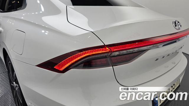 Hyundai Grandeur (IG) 3.3 Exclusice 2022 — фото 23