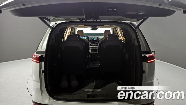 Kia Carnival (IV) Diesel 9-Seater Hi-Limousine Signature 2022 — фото 20
