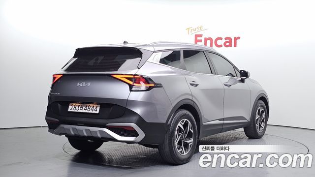 Kia Sportage (V) Diesel 2.0 2WD Prestige 2022 — фото 2