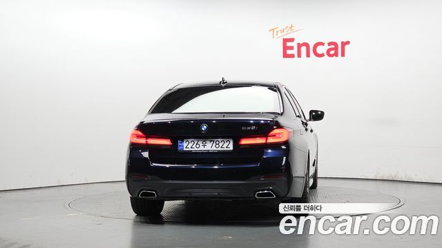 BMW 5 Series (G30) 530i M Sport Package 2022 — фото 4