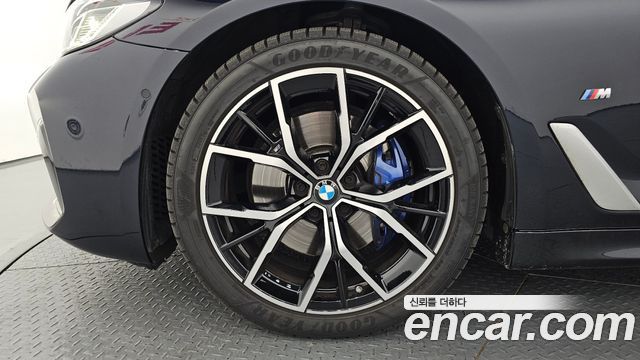 BMW 5 Series (G30) 530i M Sport Package 2022 — фото 5