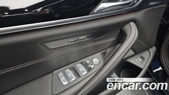 BMW 5 Series (G30) 530i M Sport Package 2022 — фото 18