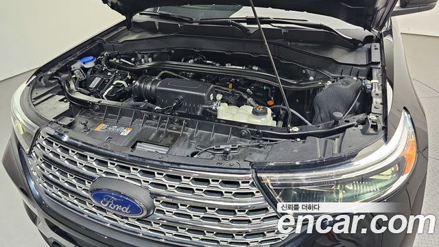 Ford Explorer (VI) 2.3 LimIted 4WD 2023 — фото 6