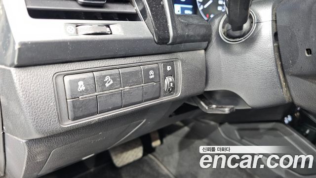 KG Mobility (SsangYong) Rexton Sports Diesel 2.2 4WD Wild 2022 — фото 18