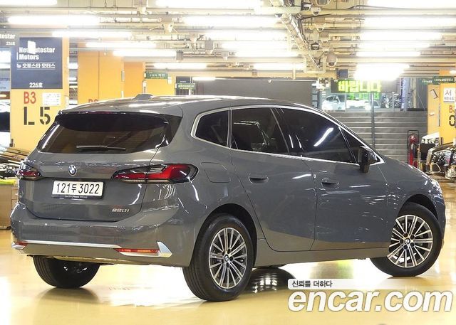 BMW 2 Series Active Tourer (U06) 220i Luxury 2025 — фото 2