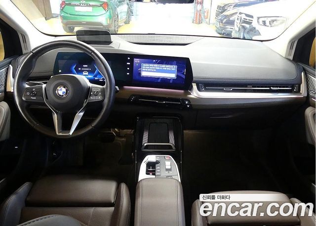 BMW 2 Series Active Tourer (U06) 220i Luxury 2025 — фото 7