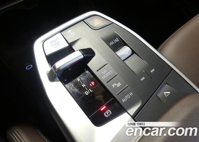 BMW 2 Series Active Tourer (U06) 220i Luxury 2025 — фото 9