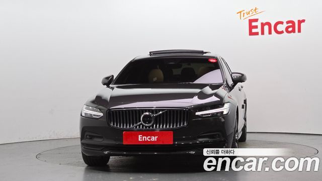 Volvo S90 B6 AWD Ultra Bright 2025 — фото 3