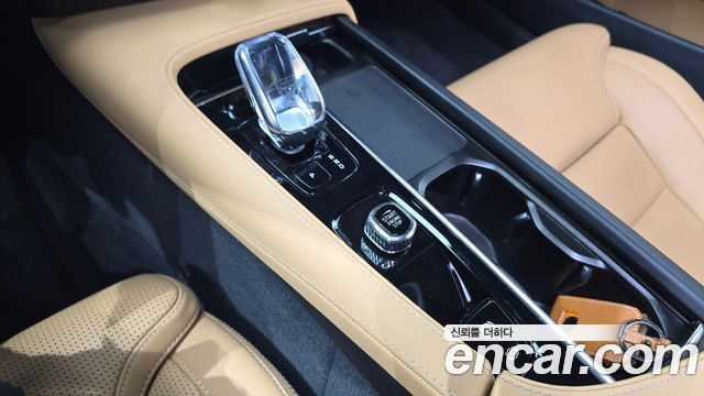 Volvo S90 B6 AWD Ultra Bright 2025 — фото 9