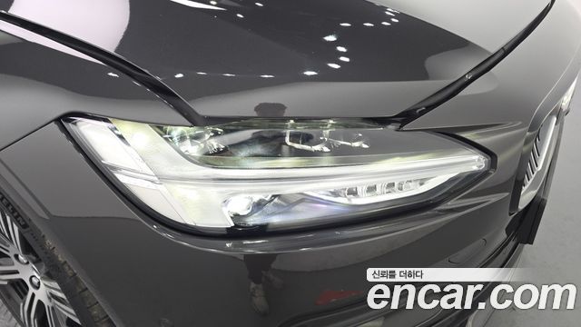 Volvo S90 B6 AWD Ultra Bright 2025 — фото 22
