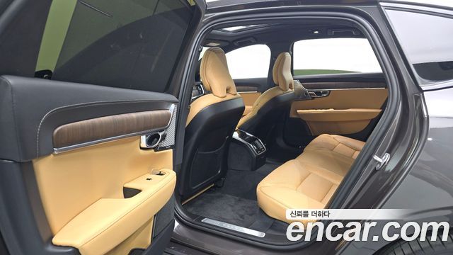 Volvo S90 B6 AWD Ultra Bright 2025 — фото 26