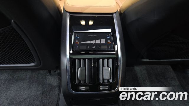 Volvo S90 B6 AWD Ultra Bright 2025 — фото 29