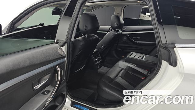 BMW 3 Series GT (F34) GT 320d Luxury 2015 — фото 16