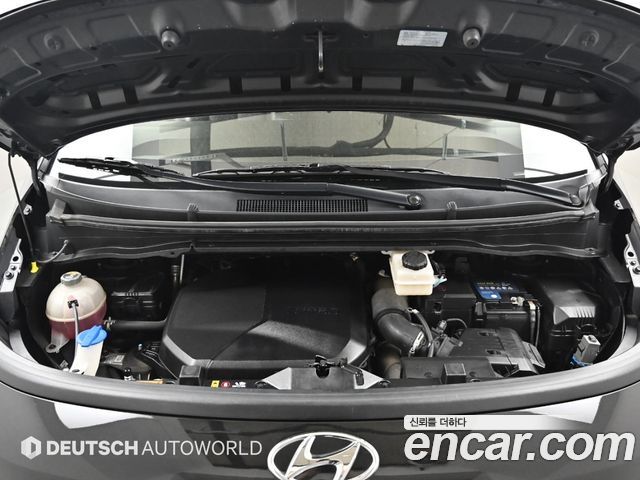 Hyundai Staria Cargo 5-Seater Modern 2022 — фото 6