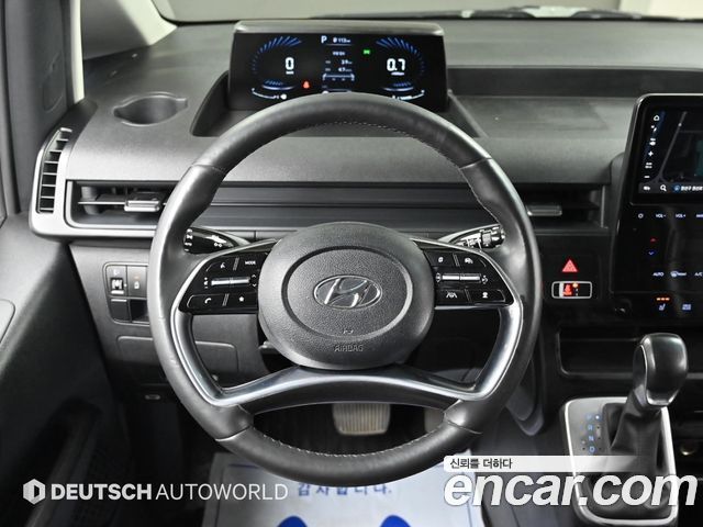 Hyundai Staria Cargo 5-Seater Modern 2022 — фото 17