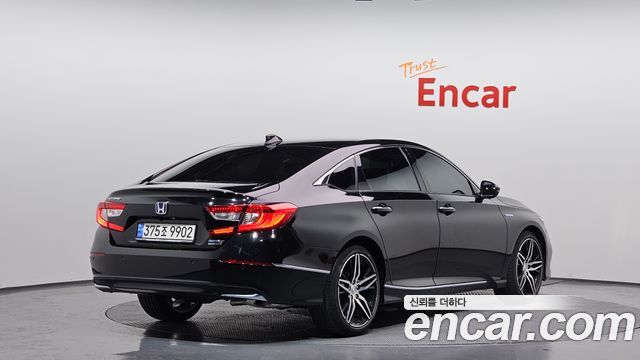 Honda Accord (X) 2.0 Hybrid Touring 2021 — фото 2