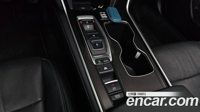 Honda Accord (X) 2.0 Hybrid Touring 2021 — фото 9