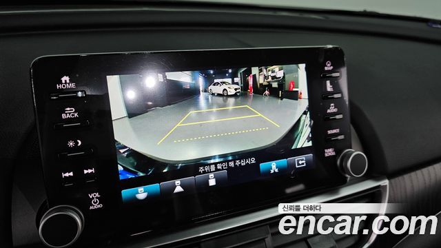 Honda Accord (X) 2.0 Hybrid Touring 2021 — фото 15