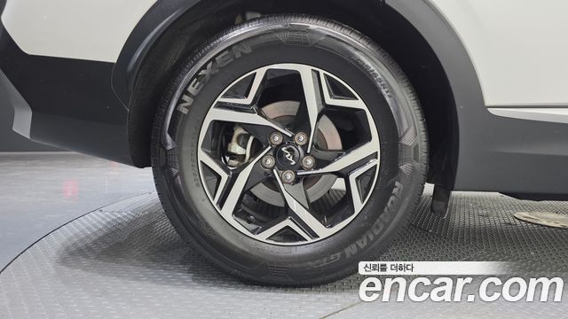 Kia Sportage (V) Diesel 2.0 2WD Prestige 2022 — фото 5