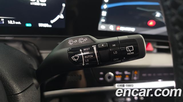 Kia Sportage (V) Diesel 2.0 2WD Prestige 2022 — фото 32