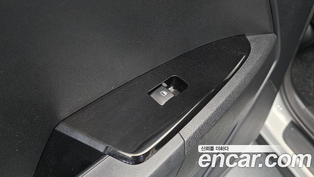 Kia Sportage (V) Diesel 2.0 2WD Prestige 2022 — фото 35