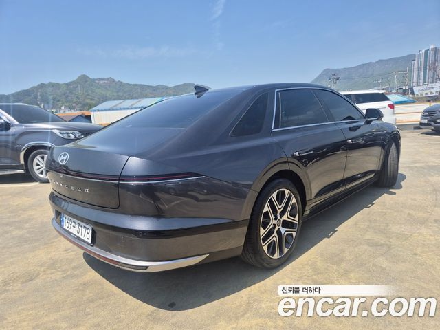 Hyundai Grandeur (GN7) 2,5 Gasoline 2WD Exclusive 2025 — фото 4