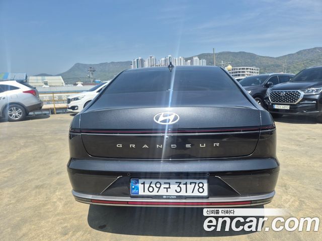Hyundai Grandeur (GN7) 2,5 Gasoline 2WD Exclusive 2025 — фото 5