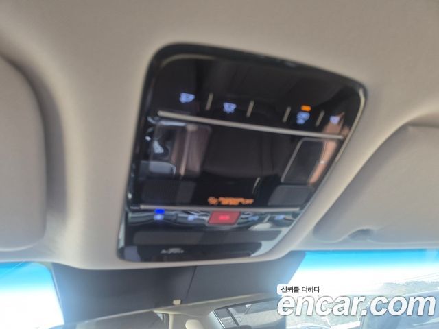 Hyundai Grandeur (GN7) 2,5 Gasoline 2WD Exclusive 2025 — фото 17