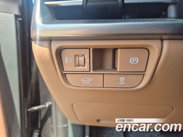 Hyundai Grandeur (GN7) 2,5 Gasoline 2WD Exclusive 2025 — фото 19