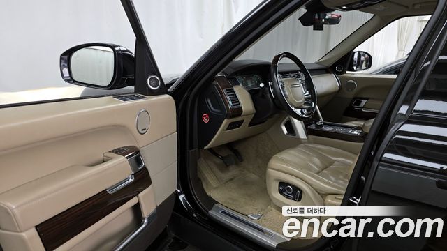 Land Rover Range Rover (IV) 5.0 SC AB 2017 — фото 10